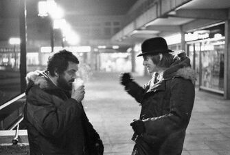 Kubrick and McDowell on set.