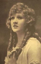 Still of Anne's actress, Mary Miles Minter.