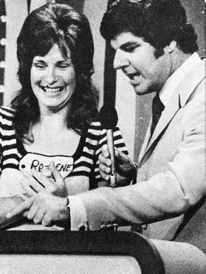 File:Garry meadows with contestant .png