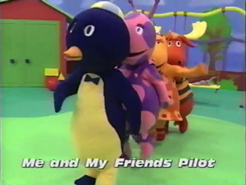 Screenshot (1/2) taken from the Best of Nickelodeon Studios video.