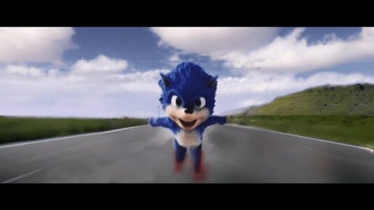 A wider image of Sonic running.