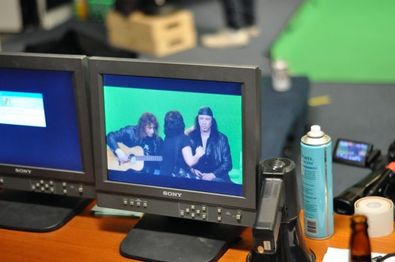 production photo 3/3 on one of the episodes featuring Anvil