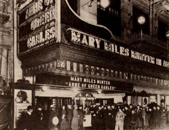 An image of Trivoli Theater playing the film.