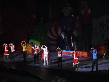 Christmas Barcarolle (Let The World Rejoice) from a different date on the tour