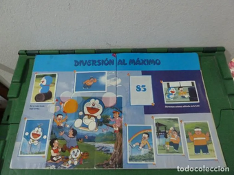 Doraemon album book and sticker in Italy. (You can see the Doraemon and Nobita stickers trimmed from the artwork)