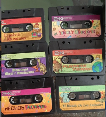 A selection of Spanish-language TIger 2-XL tapes (taken from a Mercadolibre auction).