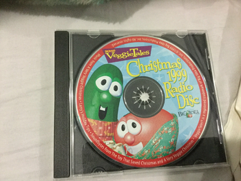 Disc art for Christmas 1999 Radio Disc.
