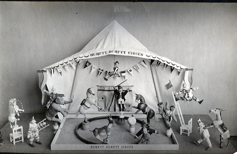 File:The Humpty Dumpty Circus 1898 film still.jpeg