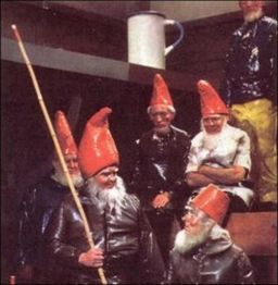 Gnomes of Dulwich 8.jpg