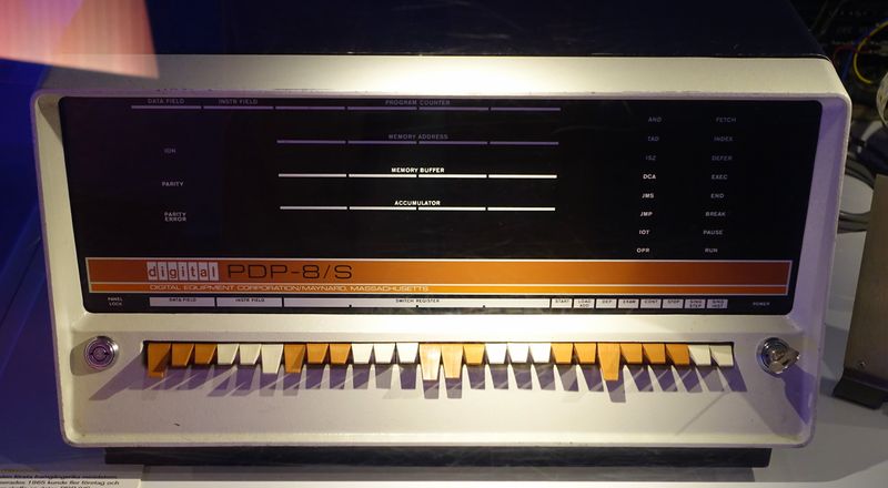 File:PDP-8S.JPG